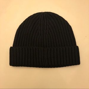 (1) merino wool Stewart of Scotland beanie…
